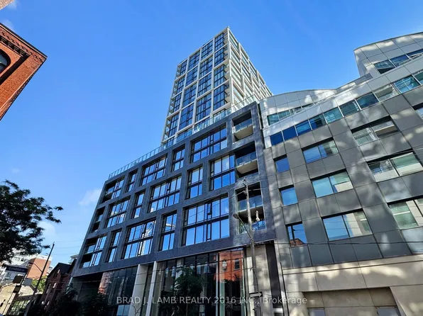 55 Ontario St #718, Toronto, ON M5A 2V8