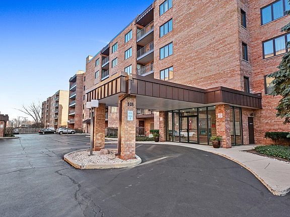 4th image of 905 Center St Unit 202