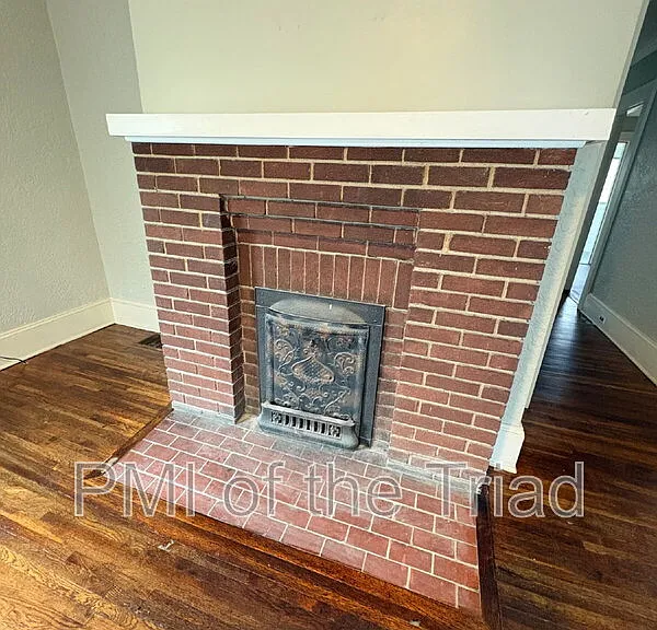 1110 Adams St — Photo 6