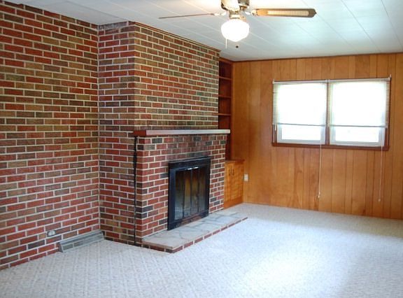 5th image of 319 Morningside Dr NE
