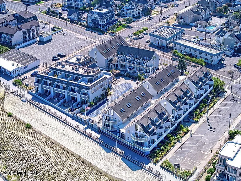 900 Ocean Ave #29 — Photo 46