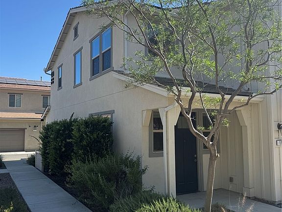 3rd image of 4260 Powell Way Unit 118
