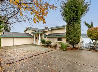 2634 W Lake Sammamish Pkwy SE, Bellevue, WA 98008