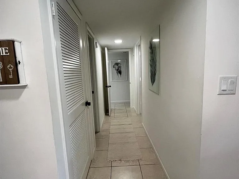 2307 S Cypress Bend Dr #207A — Photo 7