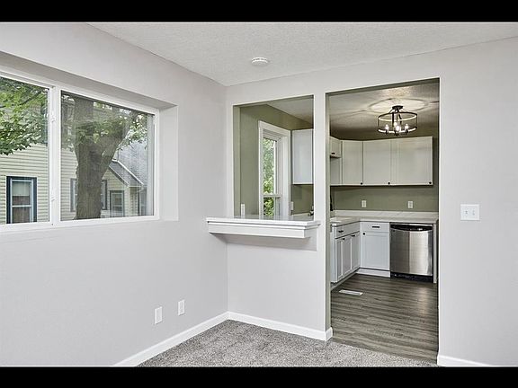 5th image of 802 E Ashland Ave #A
