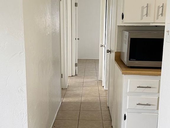 5th image of 8574 94th Ave