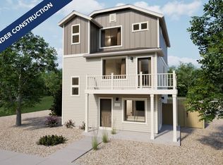 45068 Sunflower Ln, Bennett, CO 80102