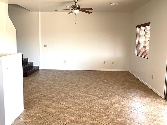3rd image of 8744 N Hidden Wash Ct