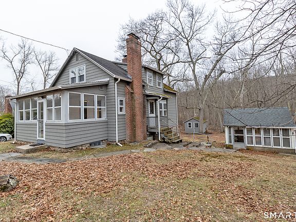 2nd image of 4 Myrtle Road