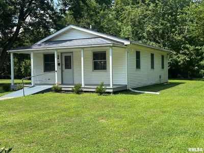580 S Spruce St, Nokomis, IL, 62075
