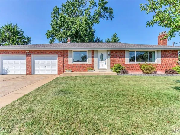 2459 Villa Dr, Arnold, MO 63010