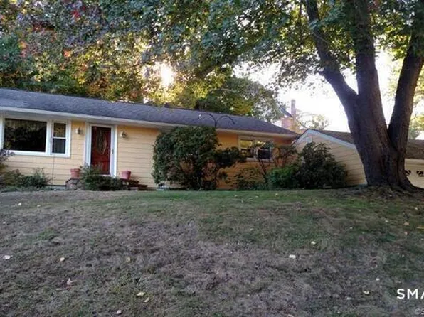 19 Sunshine Rd, Quaker Hill, CT 06375