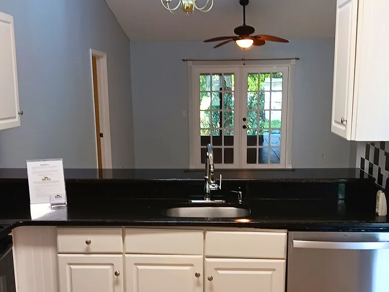 3748 Gatewood Dr — Photo 10