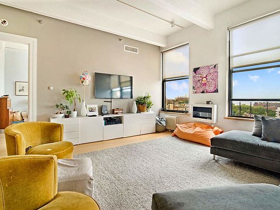 3rd image of 70 Washington St APT 10K