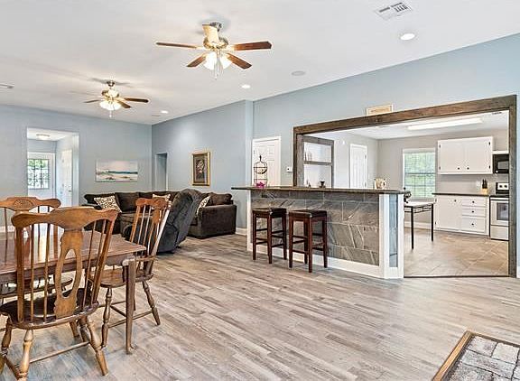 5th image of 32027 Pats Ln