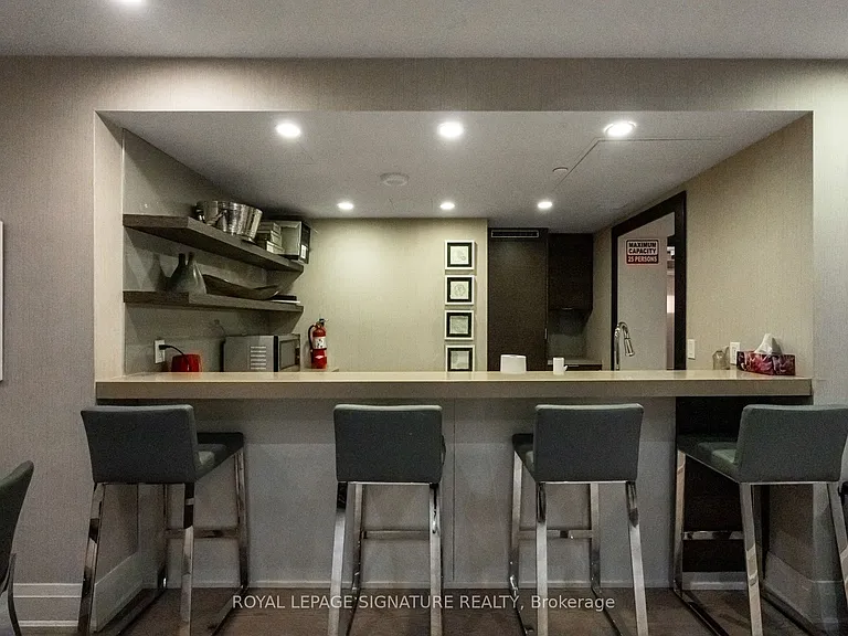 60 Annie Craig Dr #B415 — Photo 39
