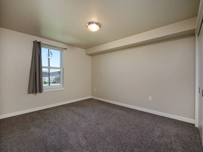 210 S Cottonwood Rd #208 — Photo 42
