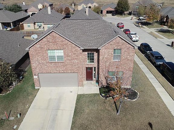 2nd image of 1300 Zanna Grace Way