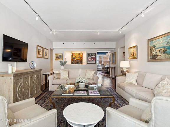 5th image of 1335 N Astor St APT 13C