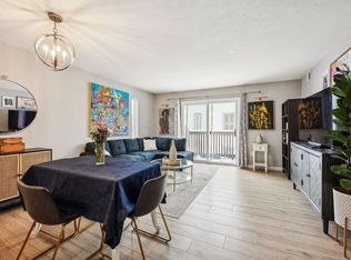 910 Quay Ave #910C, Grandview, OH 43212