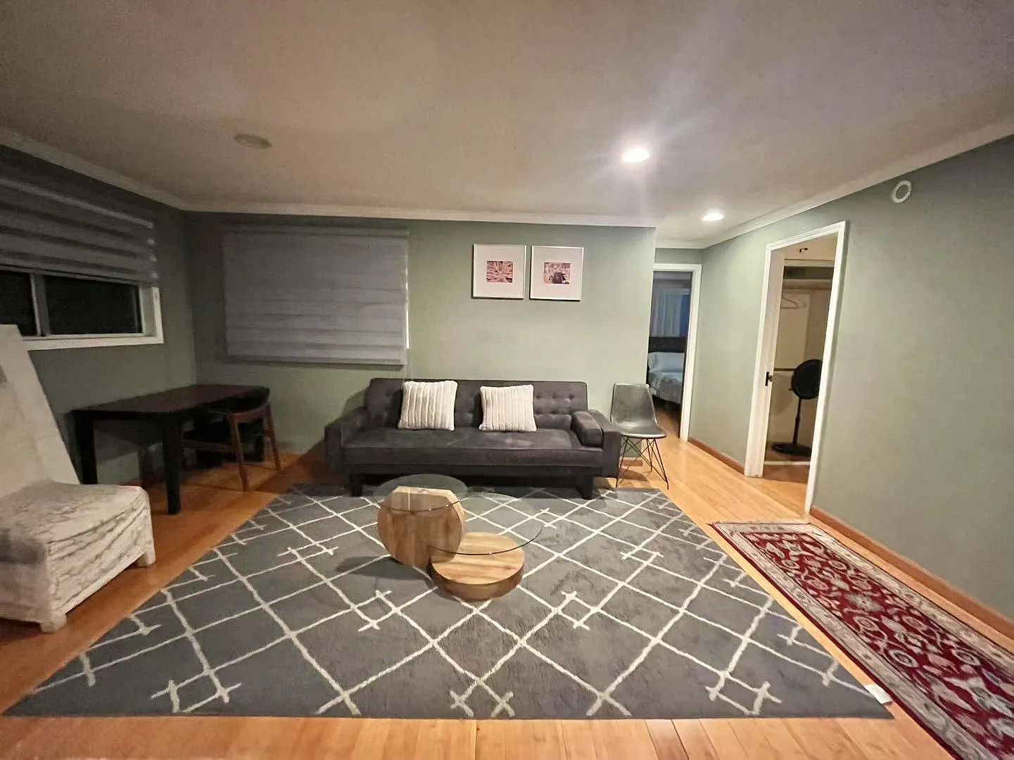 Spacious Spanish-Style Room in Prime LA Location $850/mo — Photo 3