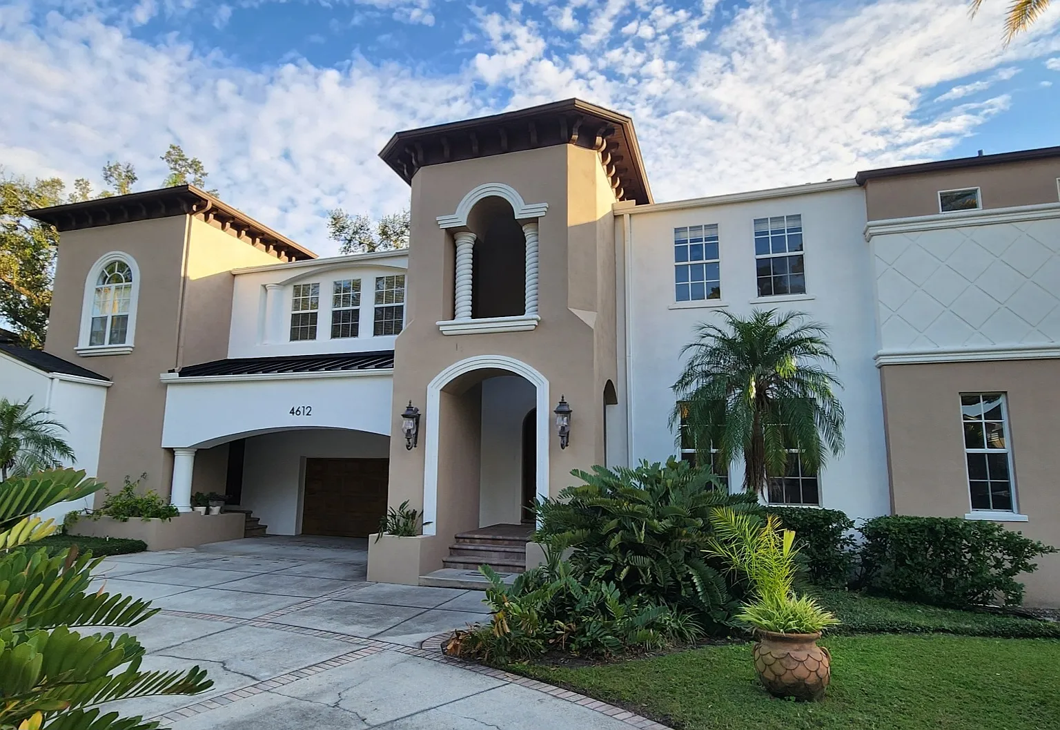 3 bed, 2.5 bath, 2500 sqft, $7,000 — Photo 4