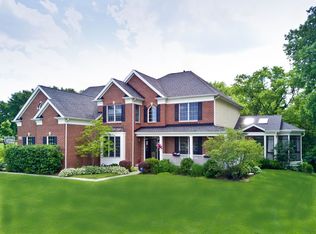 2530 Bayswater Cir, Gurnee, IL 60031