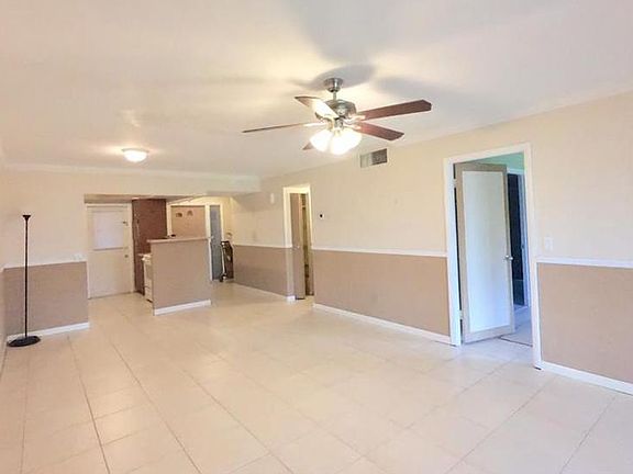 2nd image of 2431 SW 82nd Ave #1303