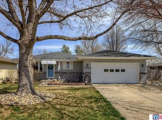 2210 SW 18th St, Lincoln, NE 68522