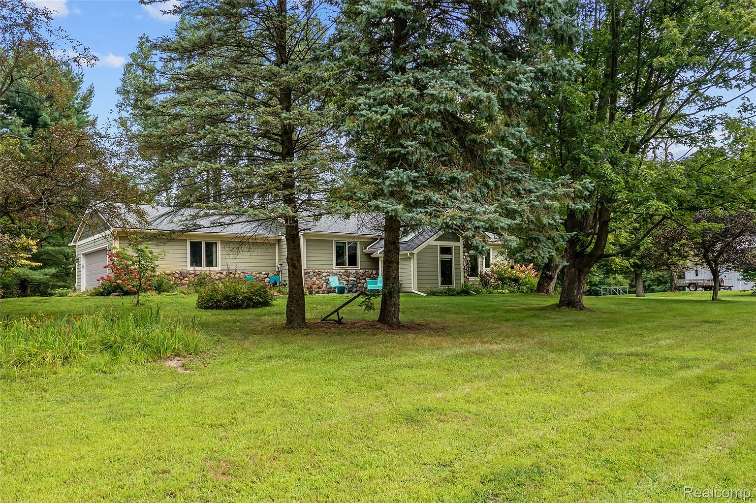 6218 Curtis Rd photo 1