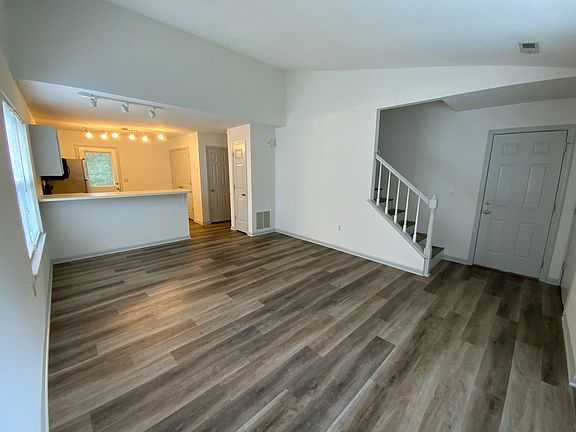 4th image of 5155 W Louisville Ct