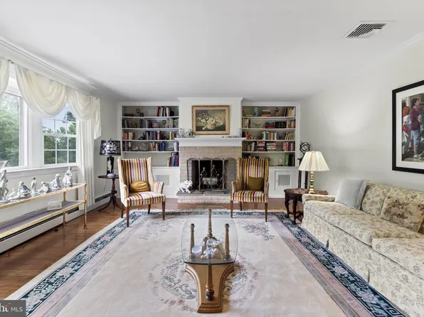 1681 Beaver Hollow Rd, Norristown, PA 19403