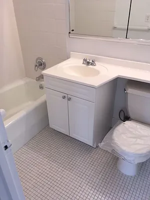 Rented by Olnick Organization | media 15