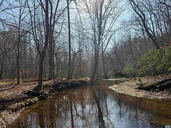 Paynes Pond Rd, Scottsville, VA 24590