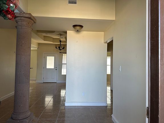 3rd image of 7193 Arroyo Blvd #1