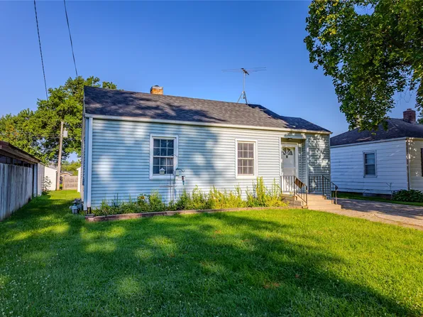 917 W 5th St S, Newton, IA 50208