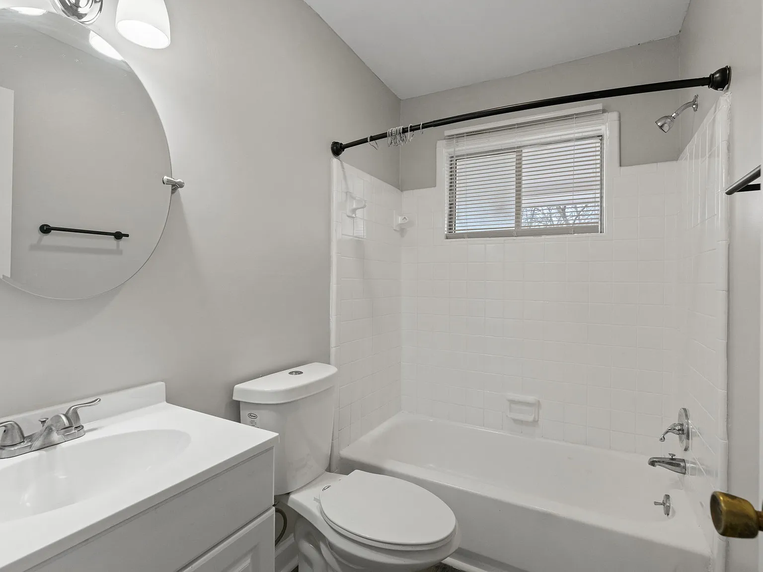 3915 Mc Vay Street — Photo 3