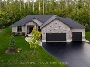 8 Byers St, Springwater, ON L9X2A3