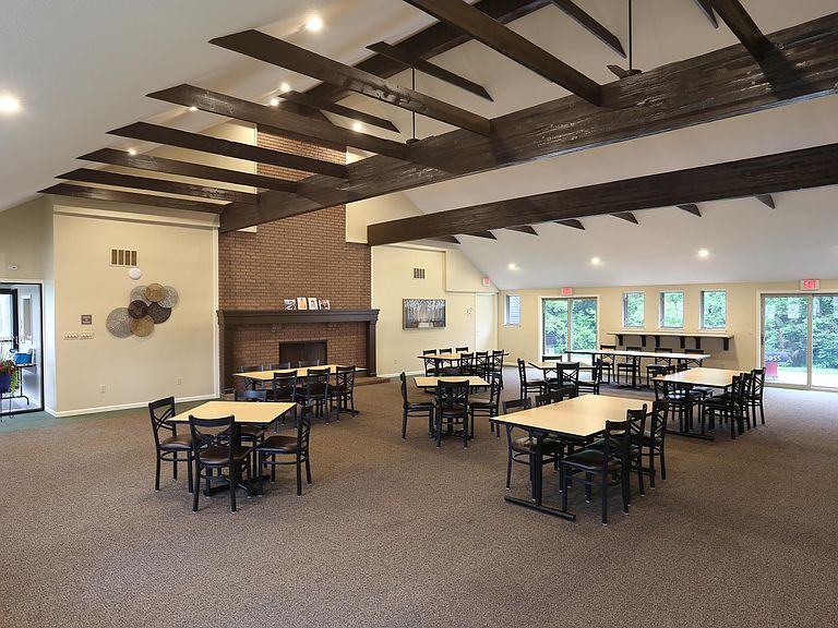 Dutch Hills Apartments - East Lansing, MI | Zillow