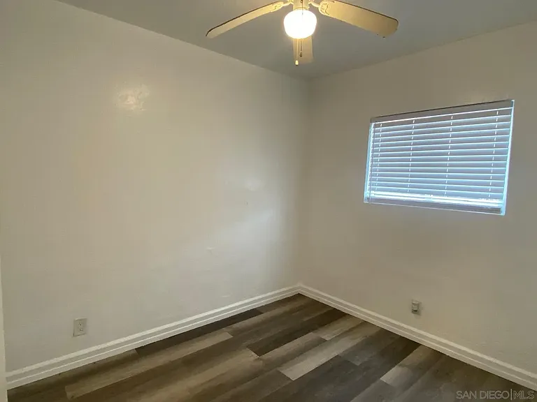 950 E Washington Ave — Photo 10