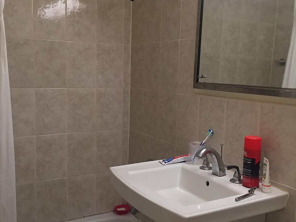 2nd image of 201 Saint Pauls Ave APT 8N
