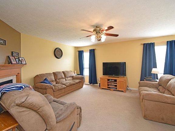 4th image of 208 Saddle Creek Ln