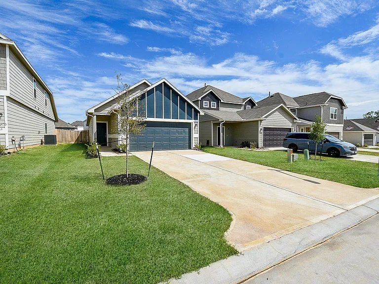 14042 Chinook Dr — Photo 3