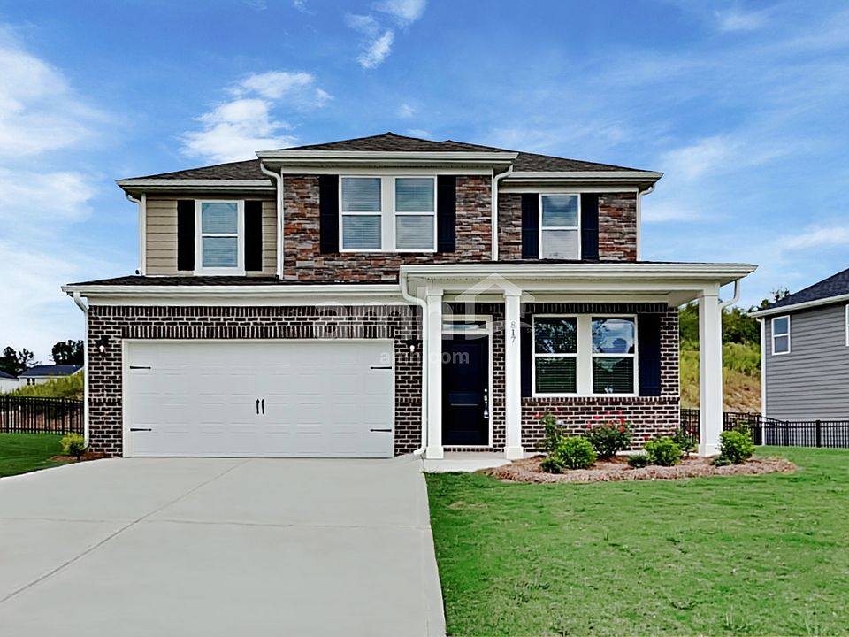 1st image of 817 Lantern Mill Cir