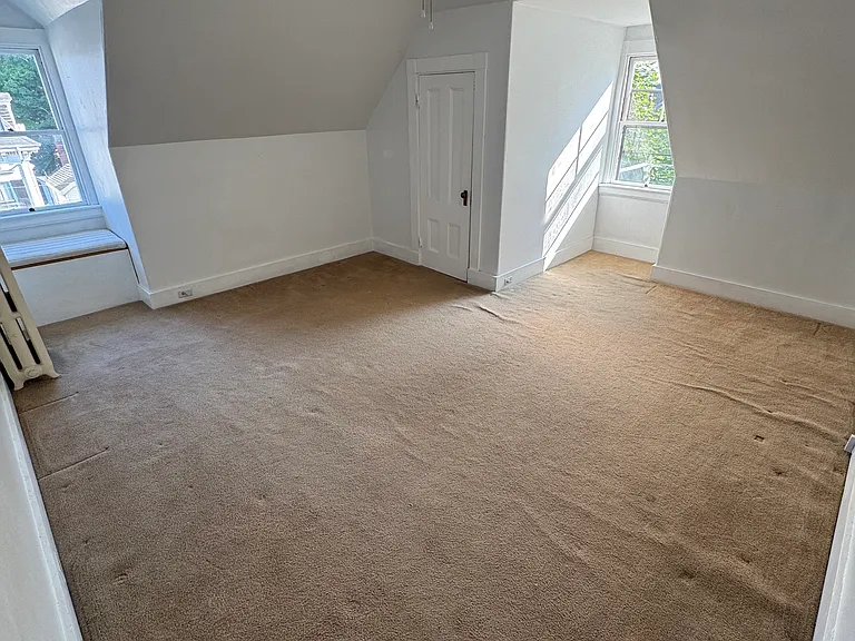 683 State St #3 — Photo 3