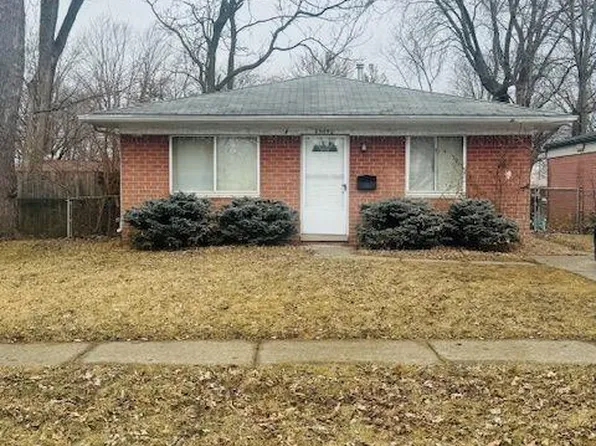 25640 Yale St, Dearborn Heights, MI 48125