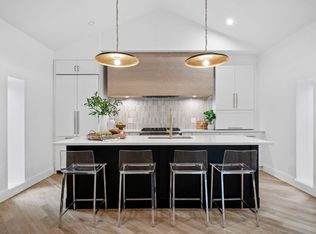 56 Blaney St #5, Swampscott, MA 01907