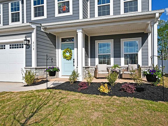 2nd image of 313 Nearside Dr