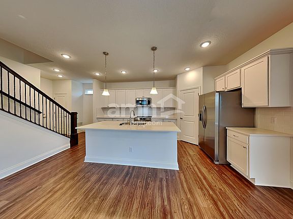 4th image of 8411 Northpoint Dr