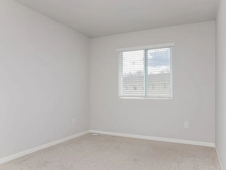 1301 Timber Hollow Ct — Photo 10